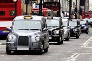 Cum puteti incepe o cariera ca sofer de taxi la Londra?
