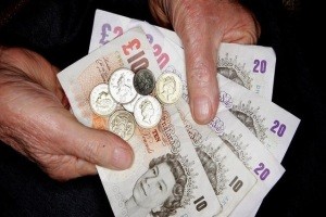 Trimitere bani în străinătate din Regatul Unit