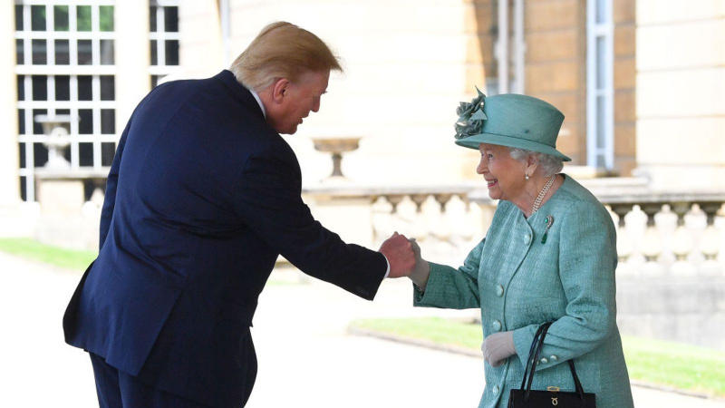 Regina și Donald Trump au vorbit la telefon!