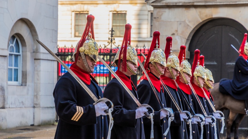 Fără uniforme militare la funerariile prințului Philip