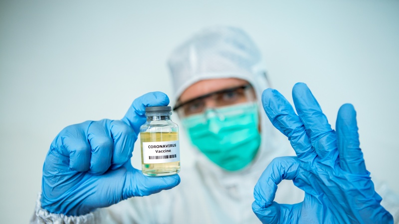 Primul test clinic pentru a 3-a doză de vaccin este lansat în UK