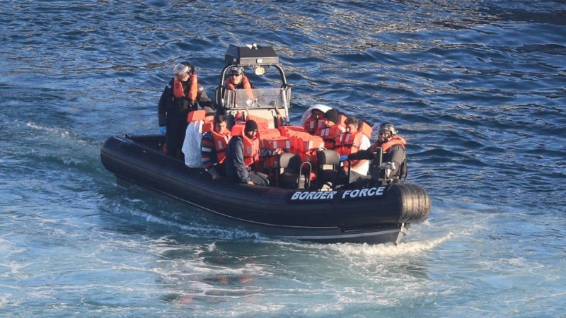 Tragedia imigranților de pe Canalul Mânecii amplifică tensiunile dintre UK și Franța