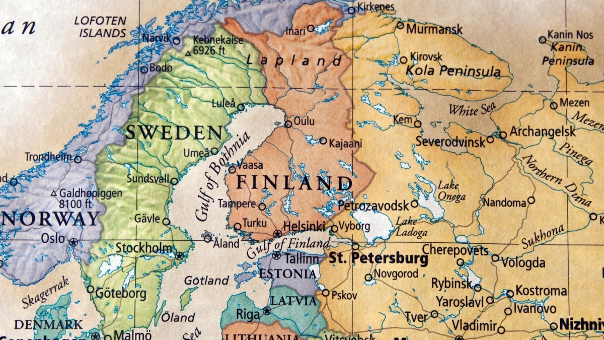 UK a încheiat acorduri de securitate cu Finlanda și Suedia