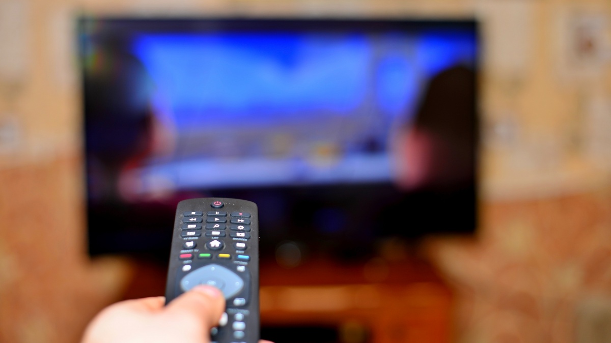 Ofcom vrea să introducă pauze de reclamă TV mai lungi și mai frecvente!