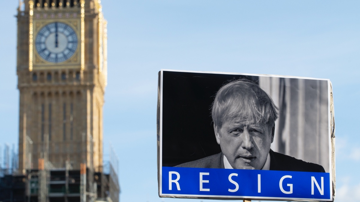 Premierul  Boris Johnson și-a anunțat demisia