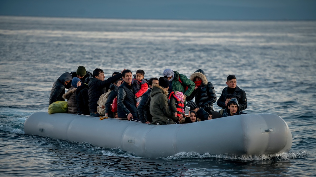 Italia și Marea Britanie promit acțiuni comune împotriva migrației ilegale!