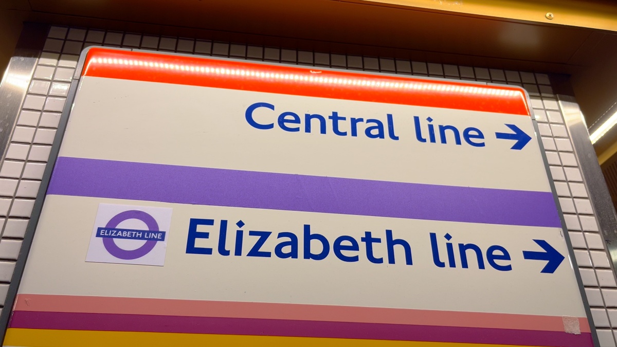 Întârzierile pe Central Line probabil să dureze luni de zile!