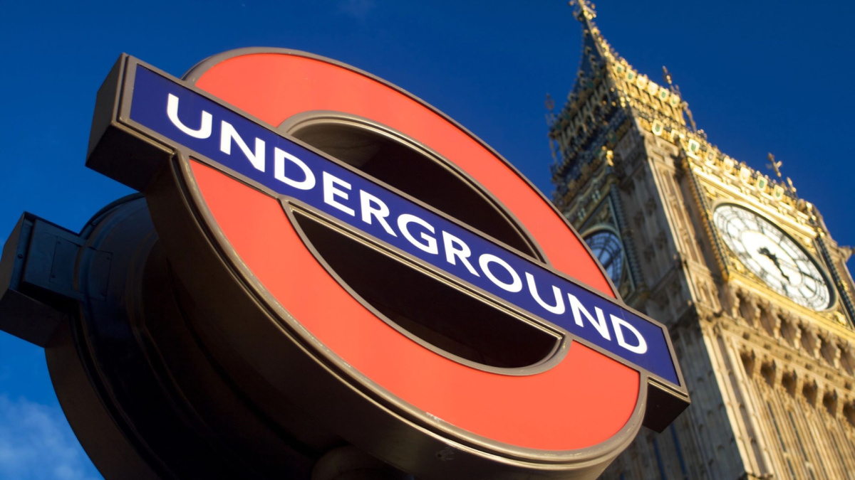 Va fi haos în UK! Mecanicii de metrou și tren, în grevă pentru 2 zile