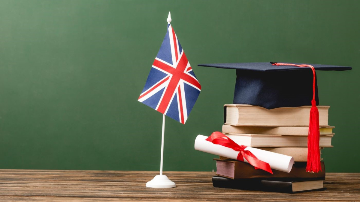 UK: Nou scandal de fraudă universitară! Românii sunt vizați...