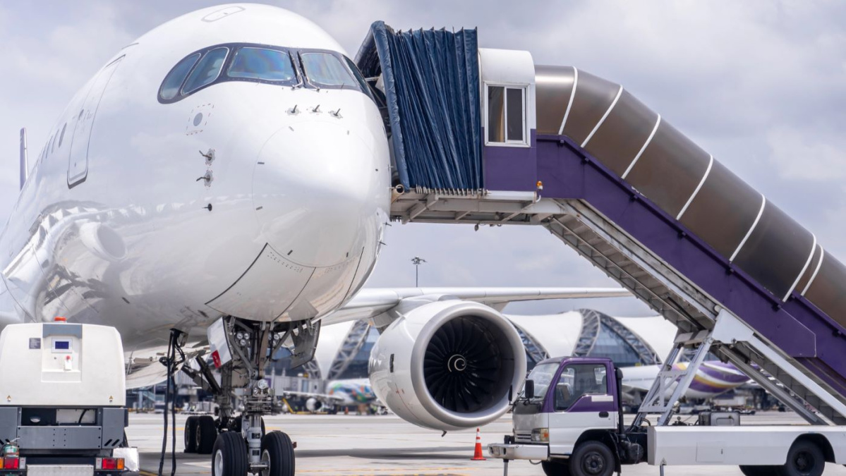 Familie de români, refuzată la îmbarcarea în drum spre Londra!