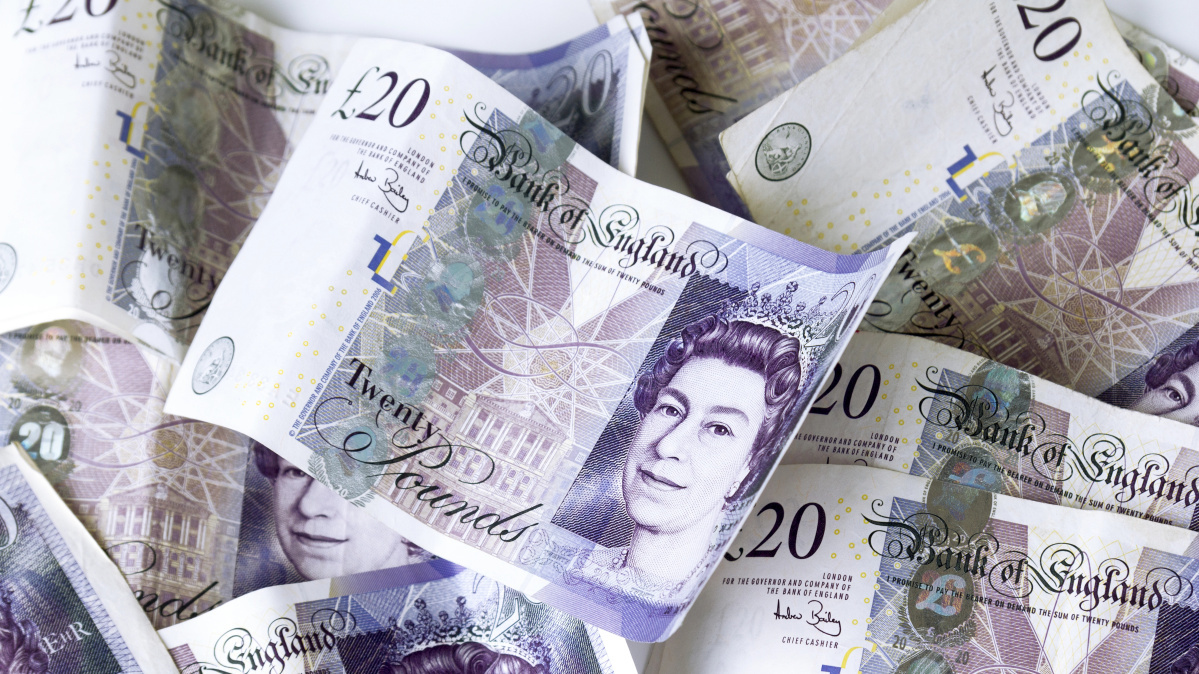 Starmer avertizează: Facturile și joburile britanicilor, în pericol