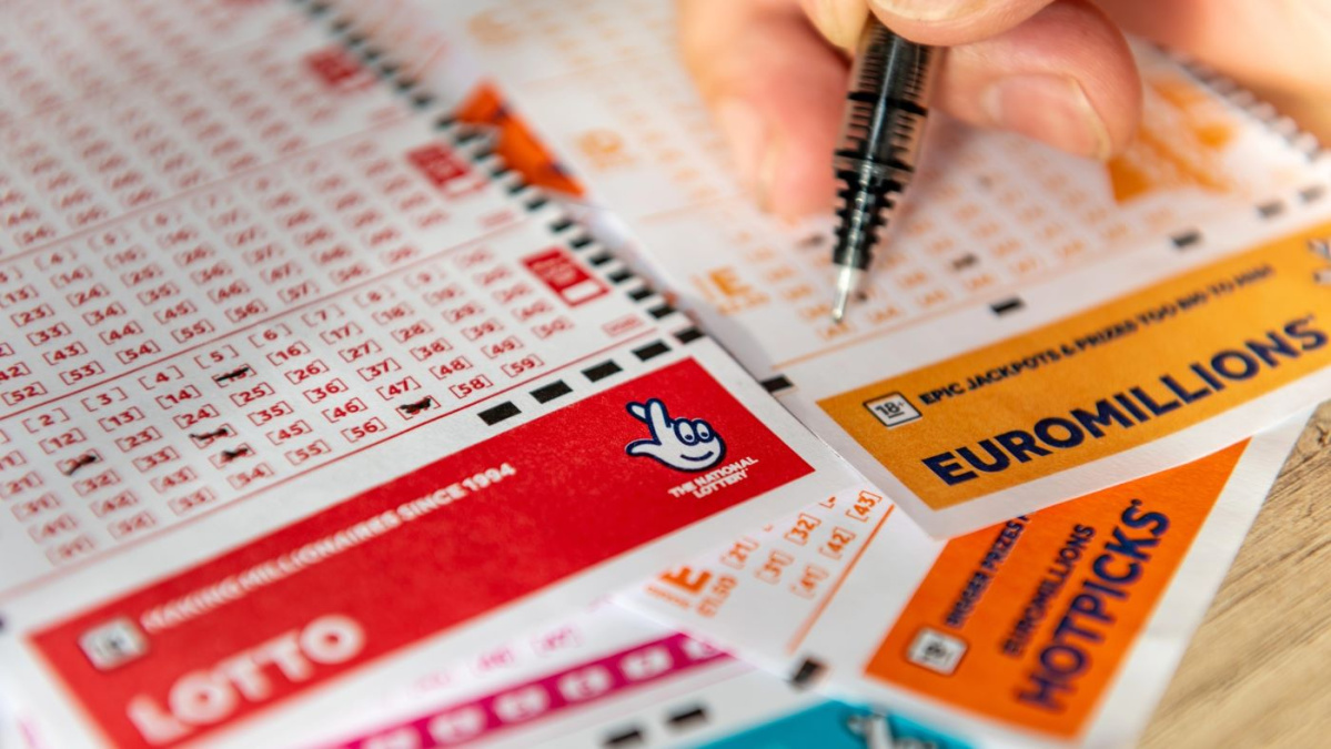 S-a câștigat jackpotul la EuroMillions în Marea Britanie!