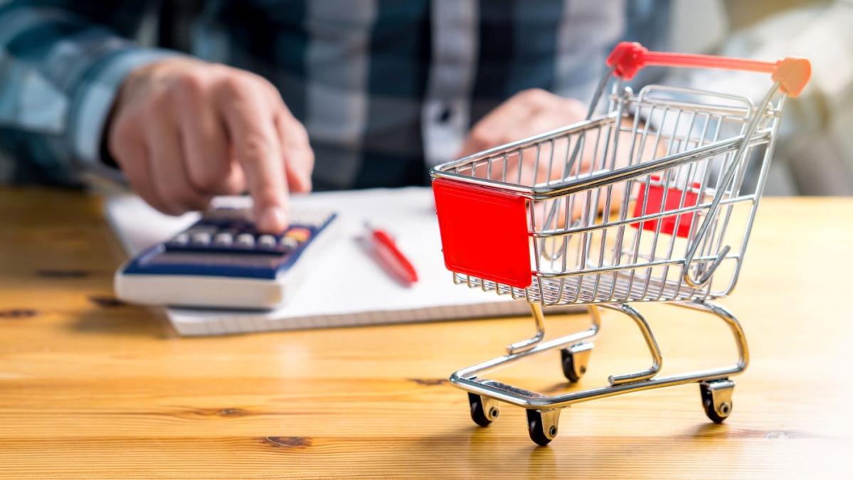 „Sugestia” de plafonare a prețurilor la alimente irită retailerii din UK