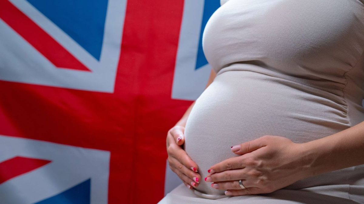 Rată record scăzută a fertilității în Anglia și Țara Galilor