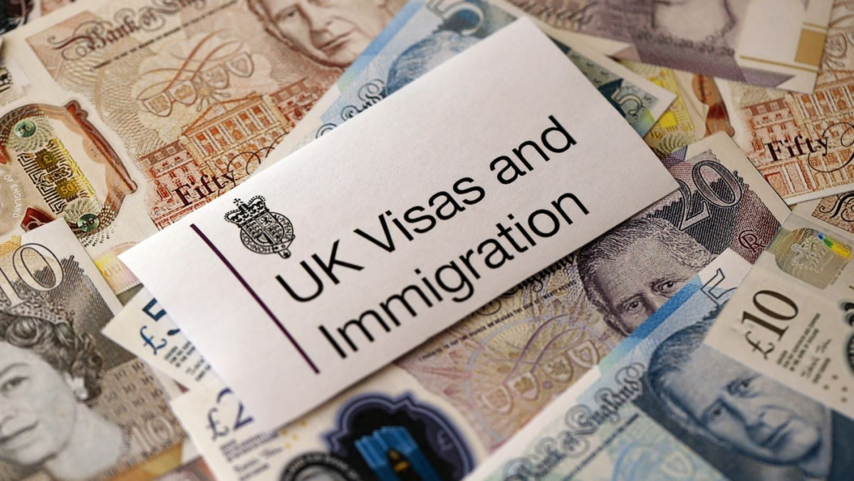 Măsura strictă introdusă de Marea Britanie împotriva migrației care naște controverse