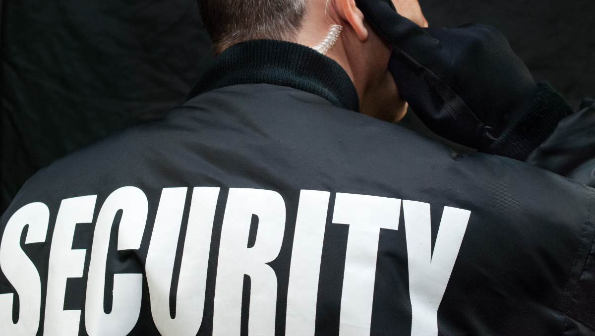 Reguli mai stricte pentru agenții de securitate din UK